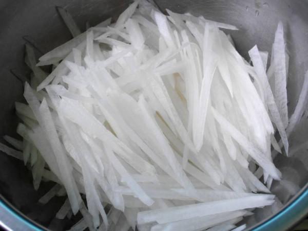 冬天易乾燥，分享4道去燥菜譜，冬天多吃點，面板水潤氣色好