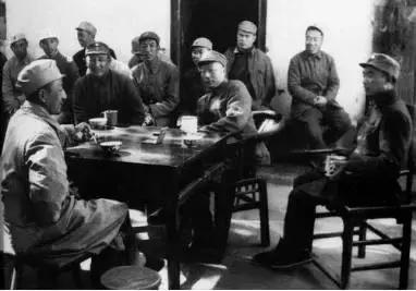 他造的香菸太優秀,日軍拿彈藥情報來換,毛主席也對此煙讚不絕口 他造的香菸太優秀,日軍拿彈藥情報來換,毛主席也對此煙讚不絕口