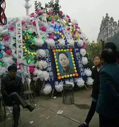 一個不經意的舉動，老師就命喪學生之手！尖子生是怎樣變成魔鬼的