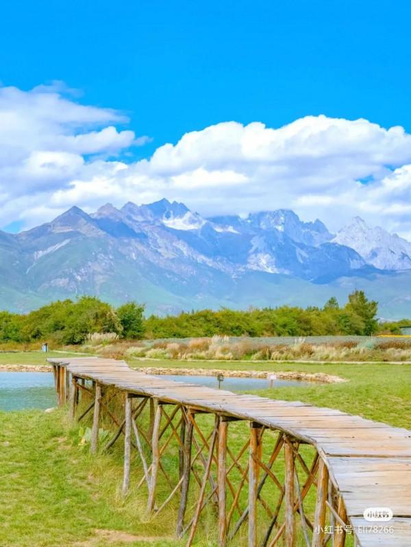 雲南，迷失在聽花谷的宮崎駿童話世界……