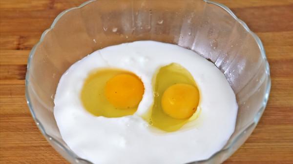 天冷了,酸奶別直接喝,加2個雞蛋,簡單一做,比吃包面還解饞 天冷了,酸奶別直接喝,加2個雞蛋,簡單一做,比吃包面還解饞