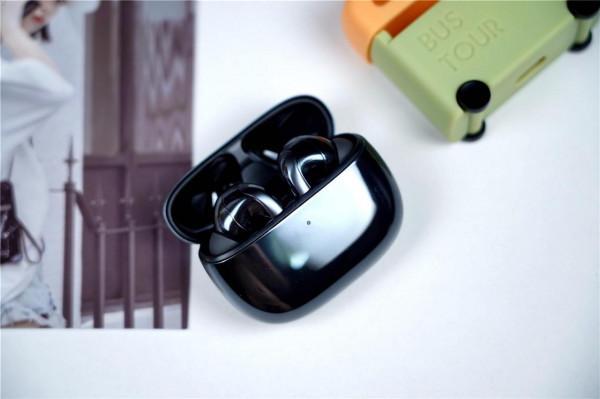 全球真無線耳機銷量最新榜：華為無緣前五，蘋果暴跌超四分之一