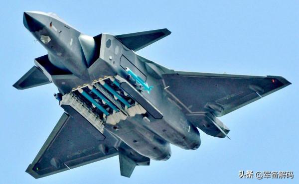 F-35C部署在即，資料推演中美艦載機，重型制空機成中國未來首選