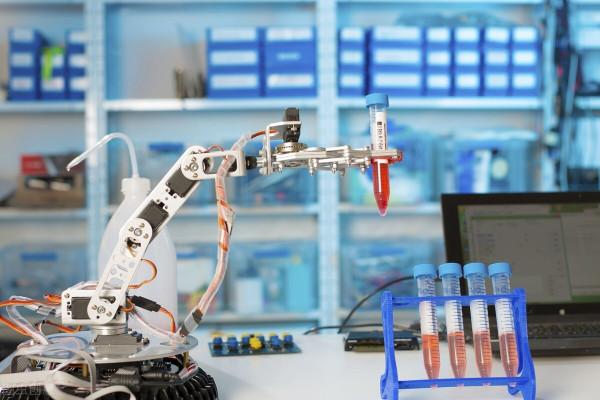 2017年“美的”花近300億收購庫卡，有10大好處已開始顯現