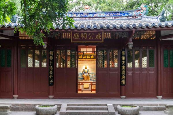 福州超神奇的一棟樓，建築按北斗七星狀排列，颱風來了都要繞著走