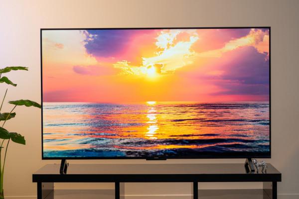 揭秘極致音畫小心機，高階軟屏＋音腔倒相管，榮耀智慧屏太細節