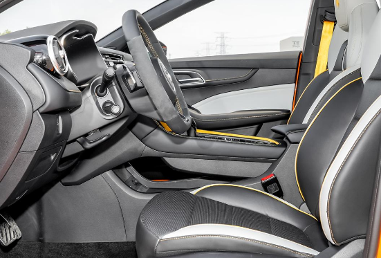 充滿青春氣息的運動轎車，名爵6 Pro動力充足好上手，價格也實惠