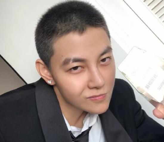 &quot;矯揉造作&quot;李溪芮：上綜藝哭被導演嘲矯情，今與女版陳冠希傳緋聞