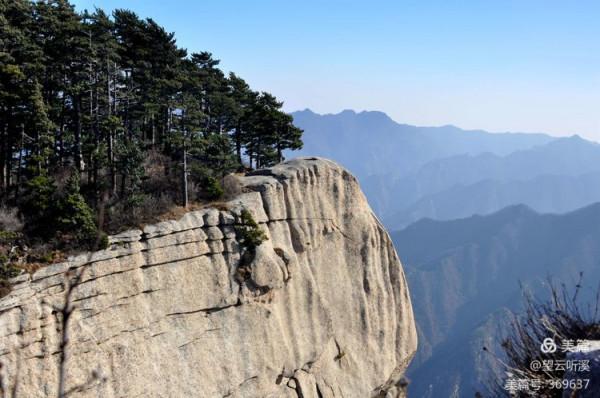 乘坐西峰索道上華山