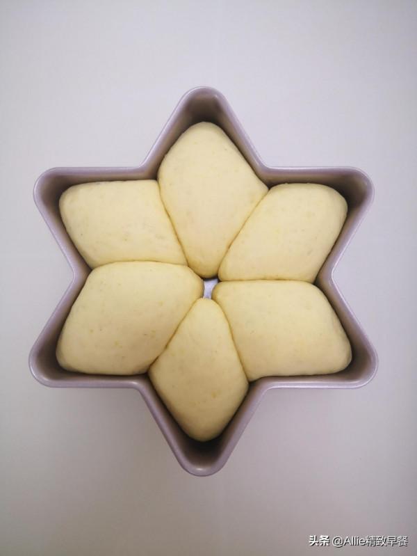 六角星麵包,還原兒時老式麵包的味道,好吃好看無難度,看完都會 六角星麵包,還原兒時老式麵包的味道,好吃好看無難度,看完都會