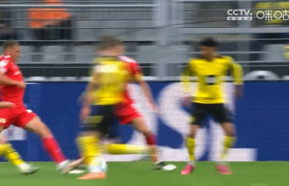 德甲-哈蘭德雙響格雷羅破門 多特蒙德4-2四連勝