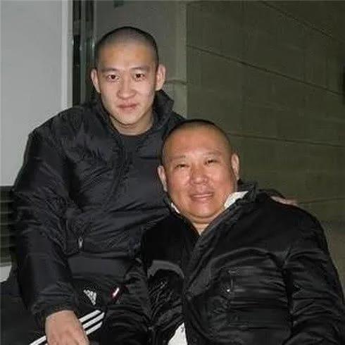 曹雲金酒後流露悔意？郭德綱和曹雲金，曾經的師徒能不能回到過去