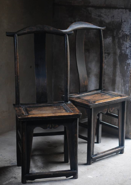 老人曾經撿的兩張&OpenCurlyDoubleQuote;破椅子&rdquo;，29年後，竟然拍出2300萬的&OpenCurlyDoubleQuote;天價&rdquo;