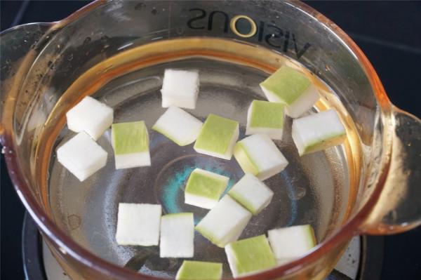 冬天了,梨和蘿蔔是絕配,每週煮幾次喝,很多人不知道有啥用 冬天了,梨和蘿蔔是絕配,每週煮幾次喝,很多人不知道有啥用