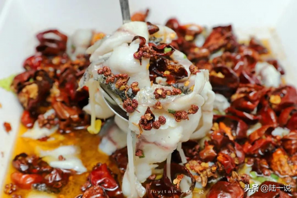 這家水煮活魚，在廈門開了整整25年，不簡單