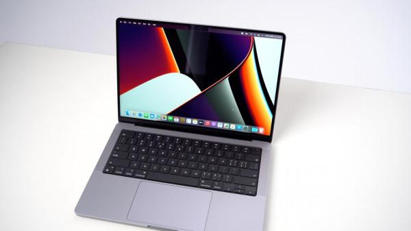 你好不好奇新款Macbook Pro？一起來開個箱？