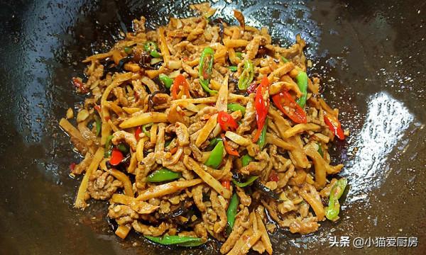 分享冬筍炒肉的好吃做法,香脆爽口鮮香下飯,炒出來多吃兩碗飯 分享冬筍炒肉的好吃做法,香脆爽口鮮香下飯,炒出來多吃兩碗飯