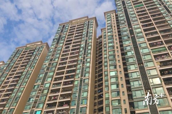 張傑、謝娜購房跳單？專家稱大眾苦中介亂收費久矣