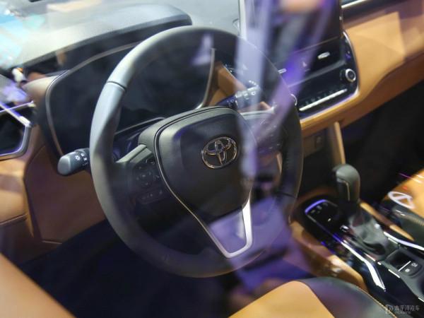 賣15萬左右?豐田又一實力選手!卡羅拉銳放正式開啟預訂 賣15萬左右?豐田又一實力選手!卡羅拉銳放正式開啟預訂