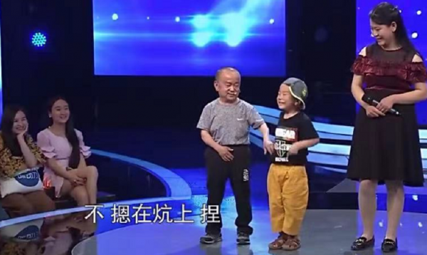 “特型演員”張伸的毀滅史，他的故事好無奈