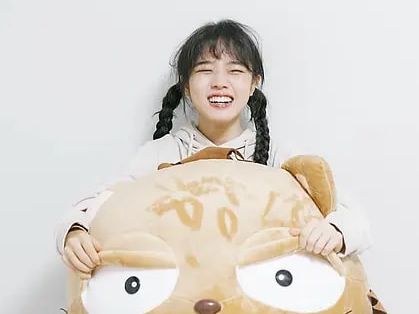 “天才童星”金香奇：3歲出道12歲就爆紅，被眾多前輩捧在手心裡