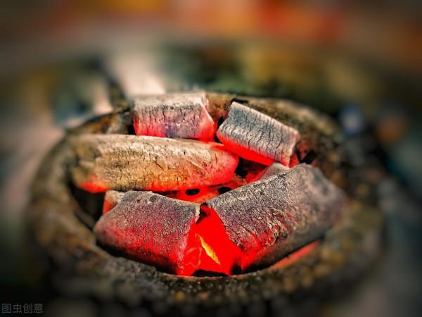 古代生活條件這麼差，面對寒冷的冬季，古人是如何避寒的