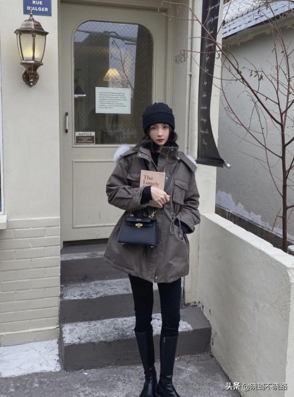 羽絨服、大衣都過時了！今年真正流行的是“派克服”，時髦還百搭