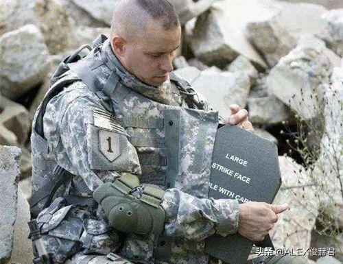 單兵平均負重53公斤，現代美軍身上這都是背了些什麼？