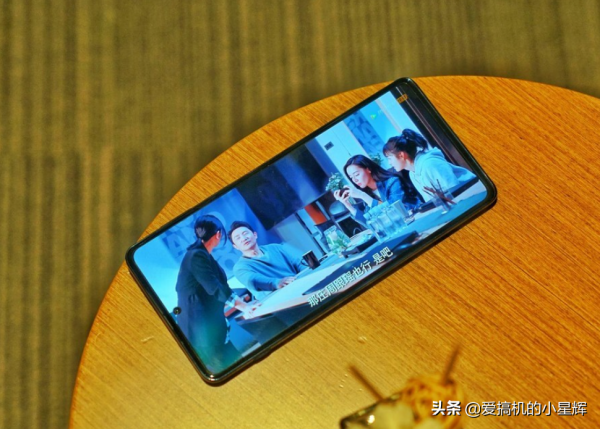 售價不到Mate40Pro一半，跑分卻比麒麟9000更高，256GB+一億畫素