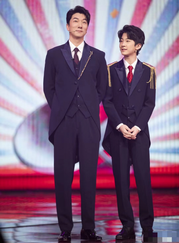 《爸爸去哪兒》12位男孩近況:軒軒進入國家隊,費曼被校園霸凌 《爸爸去哪兒》12位男孩近況:軒軒進入國家隊,費曼被校園霸凌