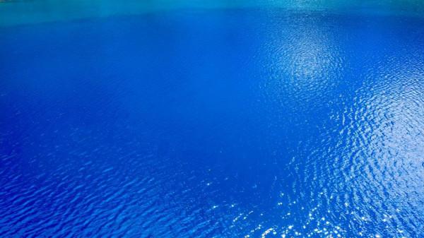 川西海拔最高最大最藍的海子——亞莫措根