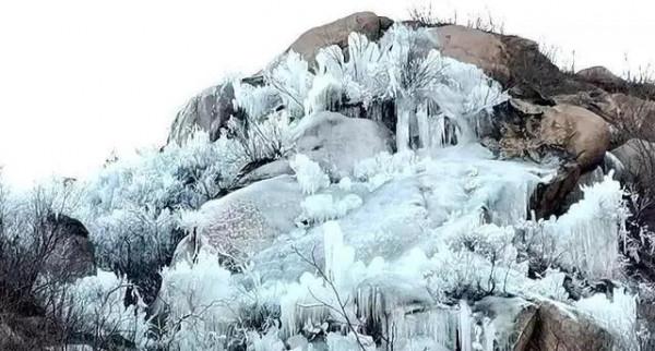 北京冬天去哪看冰瀑?收好,這10個人少景美的好地方 北京冬天去哪看冰瀑?收好,這10個人少景美的好地方