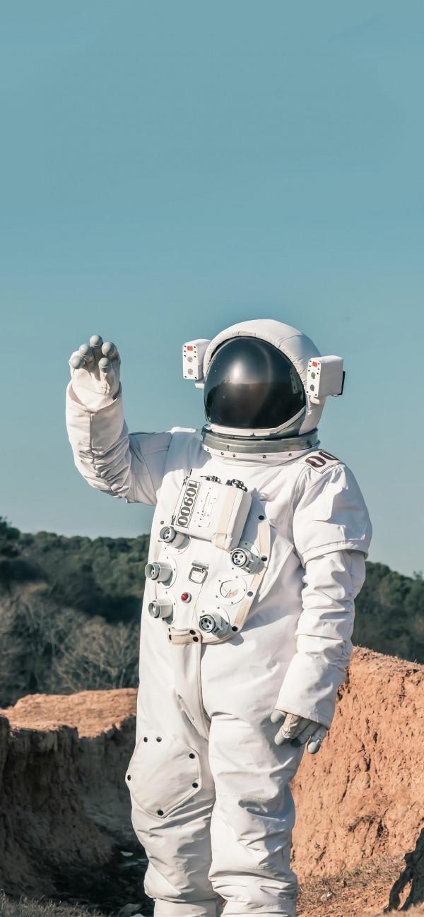 宇航員桌布｜總有一場相遇，帶著溫柔奔赴而來