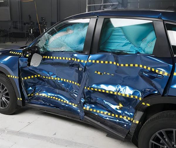 最新碰撞成績出爐：又一本田斷B柱，沃爾沃單項倒數第二