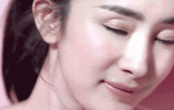 明星、網紅、運動員拍攝同款廣告,狀態大不同,楊倩被誇像宋慧喬 明星、網紅、運動員拍攝同款廣告,狀態大不同,楊倩被誇像宋慧喬