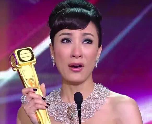 女星大火前的經歷，林心如演丫鬟，楊怡跑6年龍套，各有各的辛酸