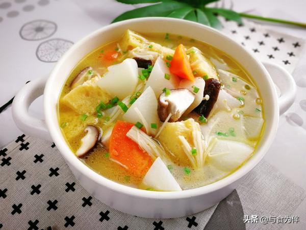 秋分前後，老年人可常吃“3白”，天冷防“3凍”，季節轉換身體好