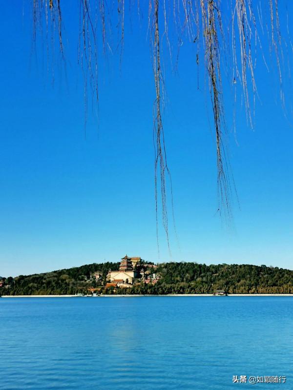 冬日暖陽高照 頤和園又現碧波盪漾的美景 冬日暖陽高照 頤和園又現碧波盪漾的美景