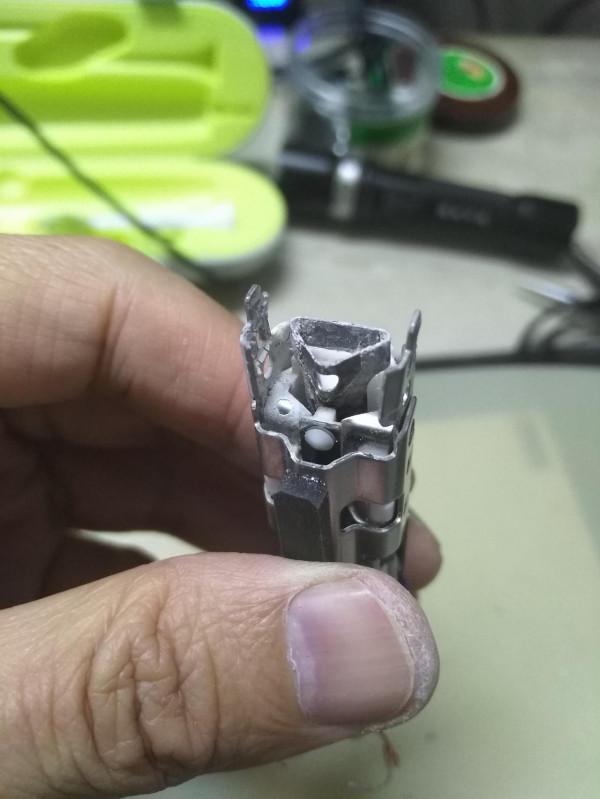 飛利浦HX9336電動牙刷維修翻車記，還能修好嗎？