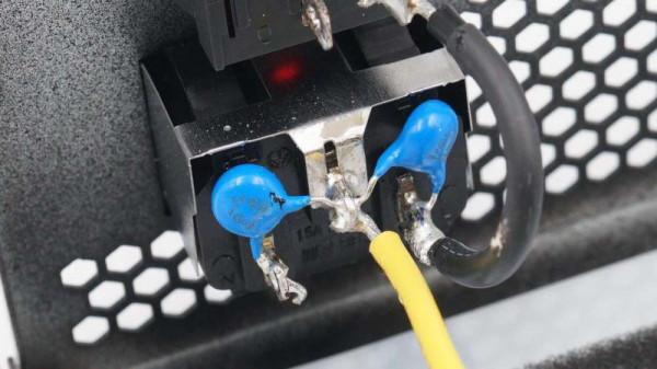 航嘉MVP K1000 1000W旗艦全模組PC電源拆解