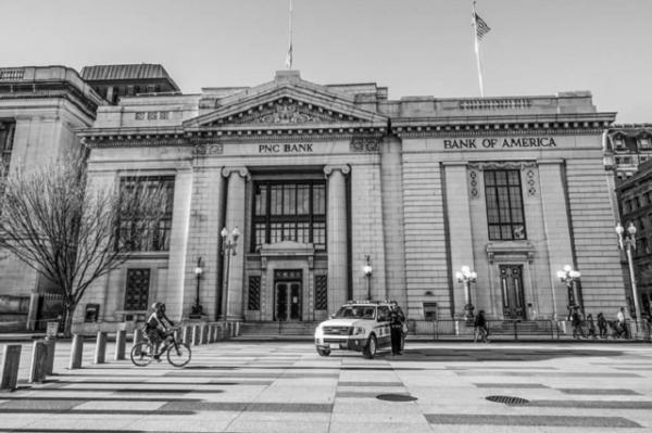 美國“骨灰級”宅女:19歲繼承鉅額遺產,宅家80年,104歲離世 美國“骨灰級”宅女:19歲繼承鉅額遺產,宅家80年,104歲離世