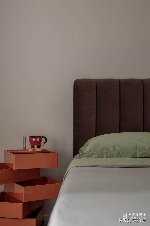 成都夫妻家中的高階場面:堅持沙發不靠牆,全屋寂靜風!太有品味 成都夫妻家中的高階場面:堅持沙發不靠牆,全屋寂靜風!太有品味