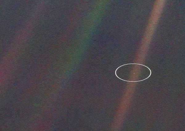 已經飛行230億公里，旅行者一號最後拍攝的照片，為何令人深思？