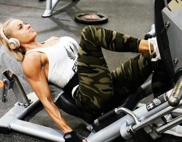 4種&OpenCurlyDoubleQuote;沒卵用&rdquo;的健身行為，其實是在浪費時間