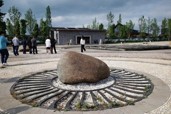 內求外修,內聖外王,知行合一,必成棟樑 內求外修,內聖外王,知行合一,必成棟樑