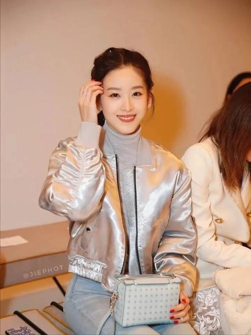 闊太章澤天：遭背叛卻不離婚，她的聰明讓劉強東受用終身