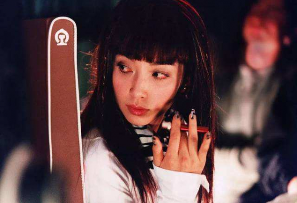 李冰冰的妹妹李雪才是真狠人，事業家庭兩全，一雙兒女帥氣漂亮