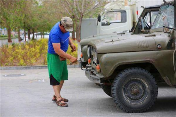 見過這11款汽車配置的人，還有小於30歲的嗎？