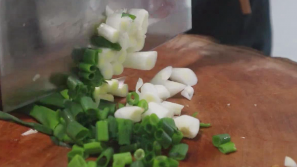 川菜泡菜魚的家常做法,魚肉鮮嫩爽滑酸香開胃,讓你食慾大增 川菜泡菜魚的家常做法,魚肉鮮嫩爽滑酸香開胃,讓你食慾大增