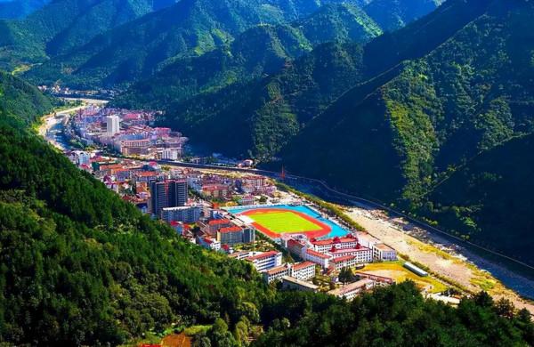 秦嶺深處的這些小縣城，人口不到十萬，哪個更美呢